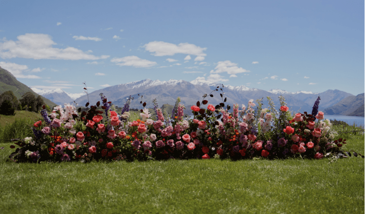 Flower Nests: 5 reasons why you should have a flower meadow for your big day - The Green Room Flower Company