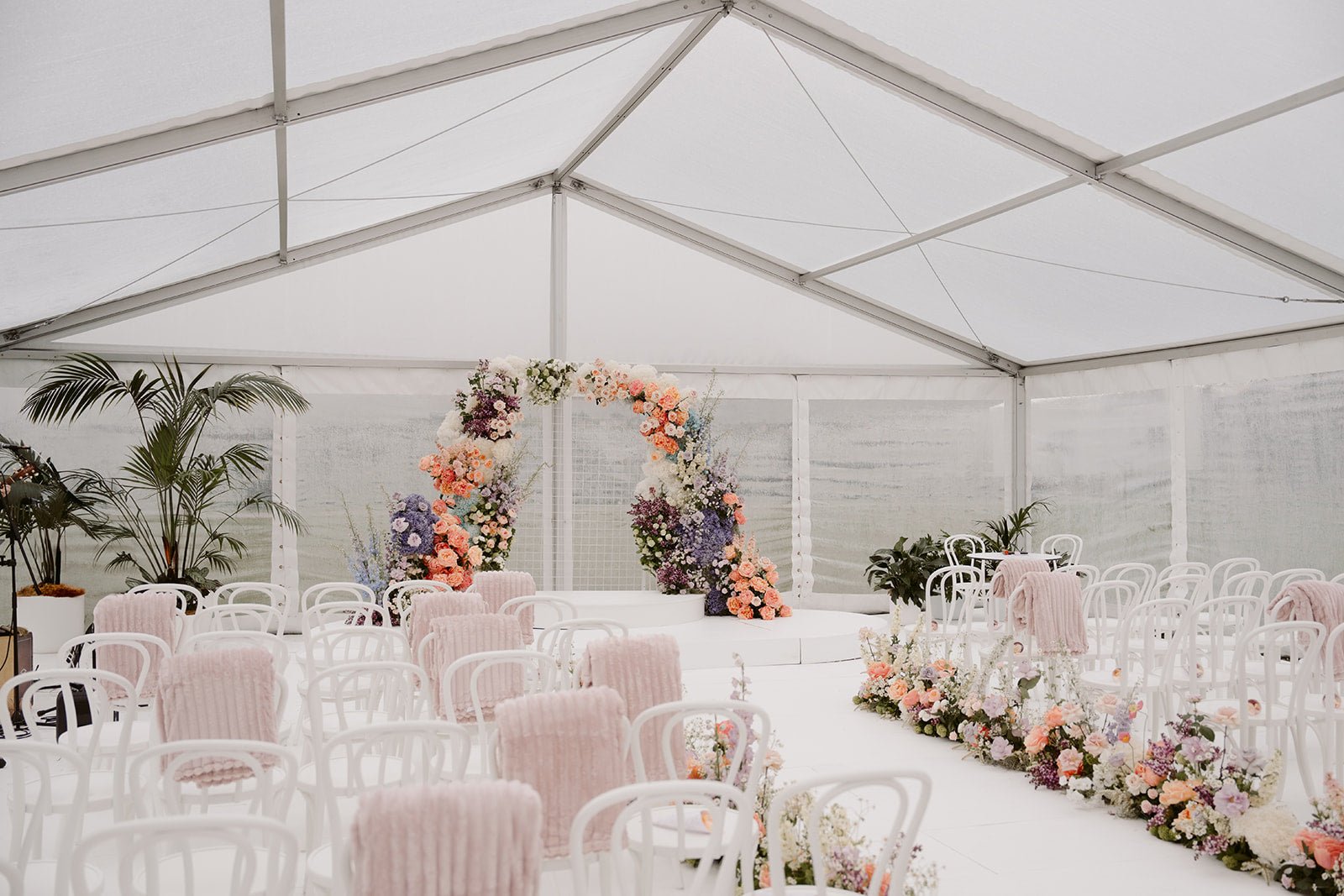 JACLYN + BLAKE: A spring fairytale wedding - The Green Room Flower Company