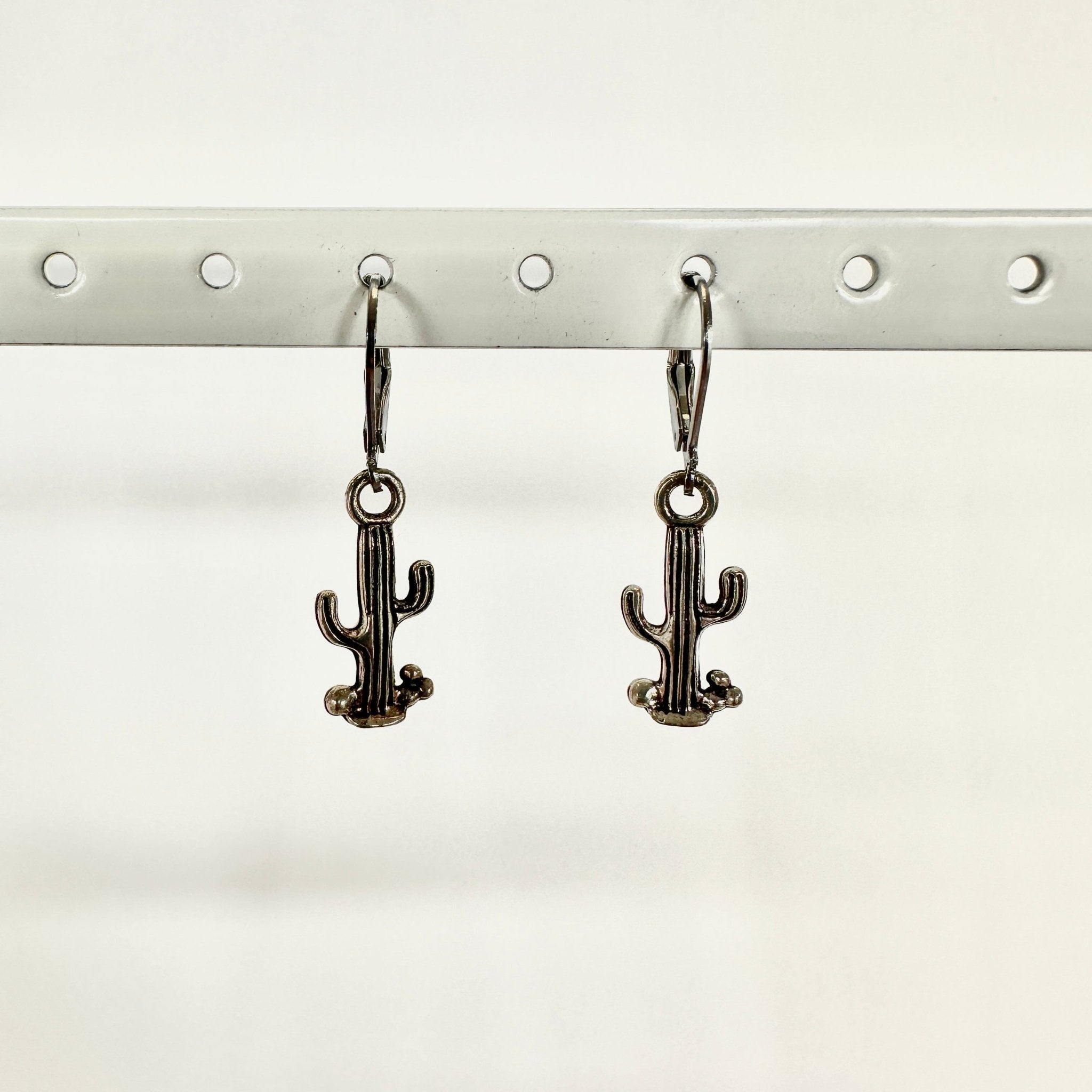 Bloom Earrings - Beads x Meg - The Green Room Flower Company