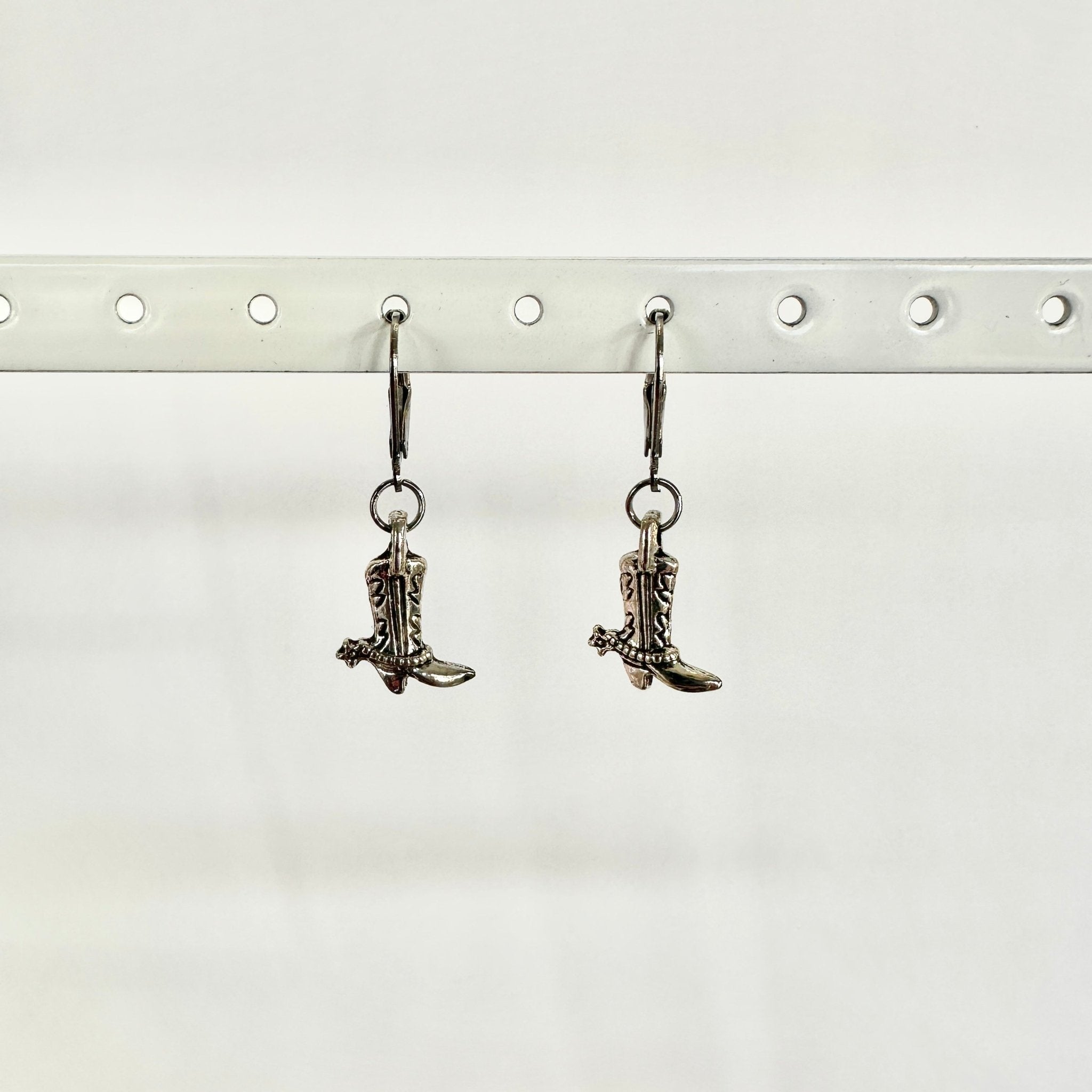 Bloom Earrings - Beads x Meg - The Green Room Flower Company