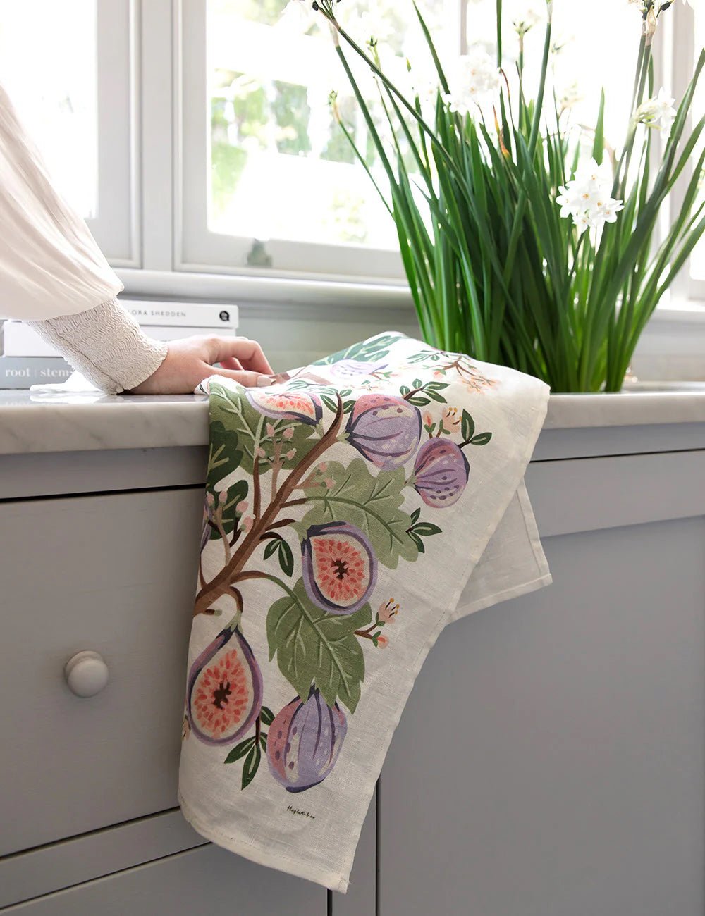 Figs 100% Linen Tea Towel - The Green Room Flower Company