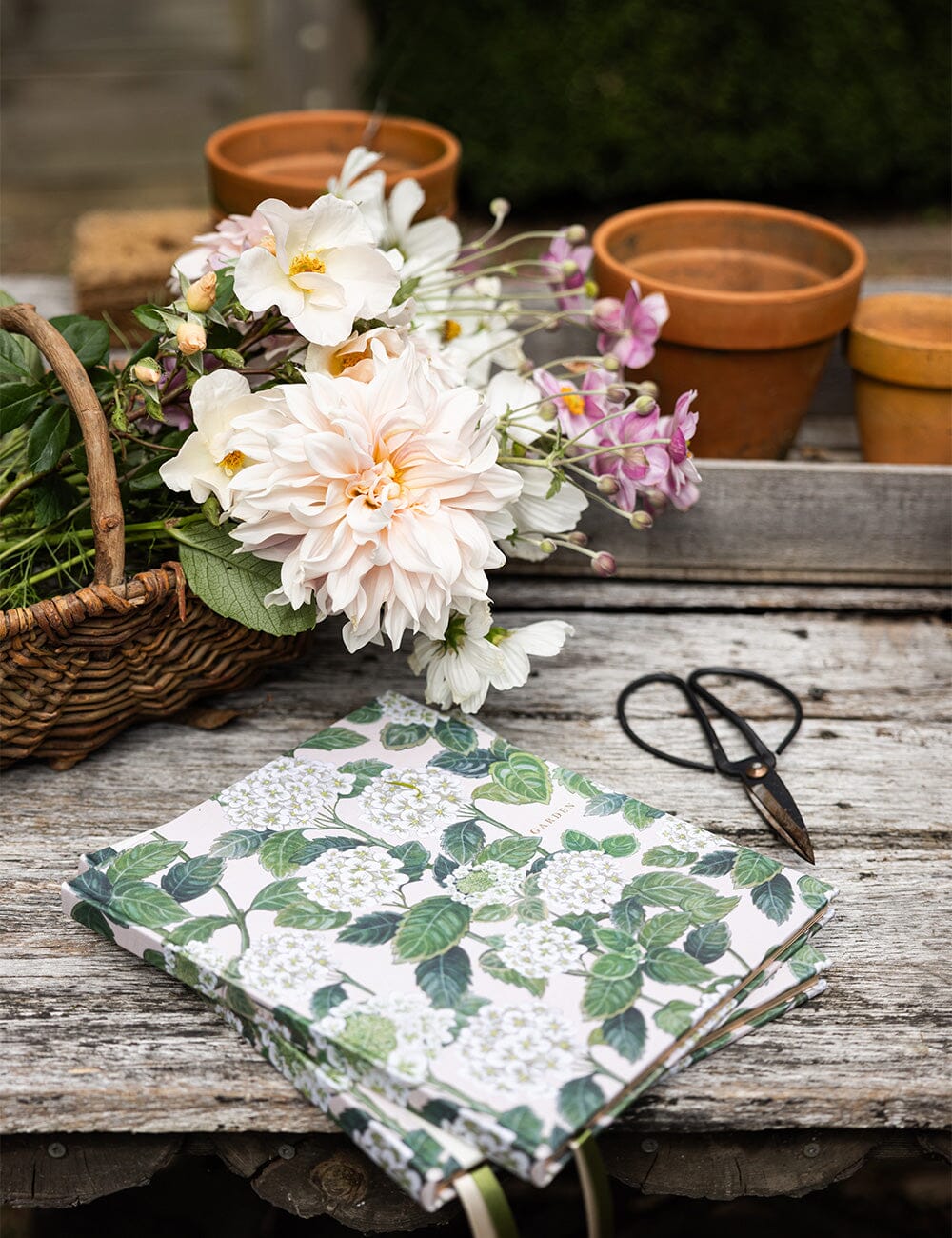Heirloom Gardening Journal - Hydrangea - The Green Room Flower Company