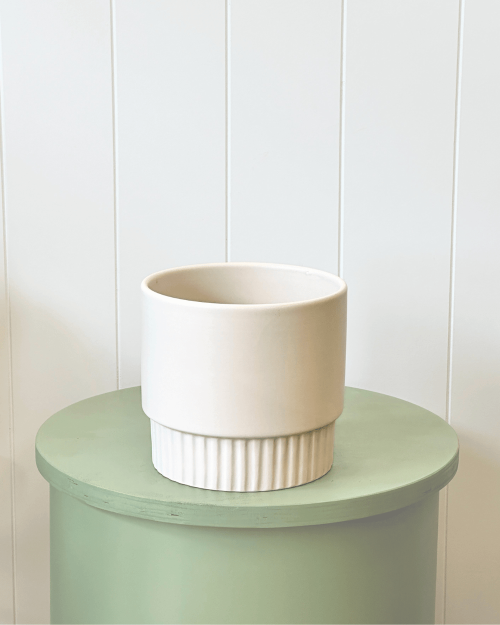 Klara White Ceramic Pot - The Green Room Flower Company