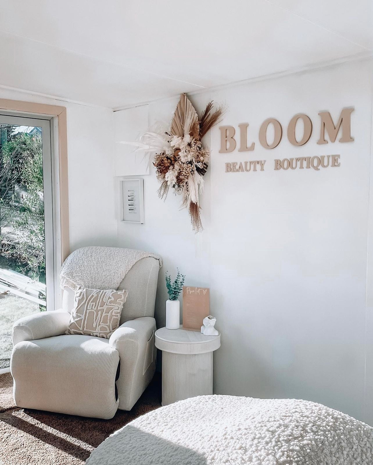 Custom Dried Wall Arrangements - The Green Room Flower Company