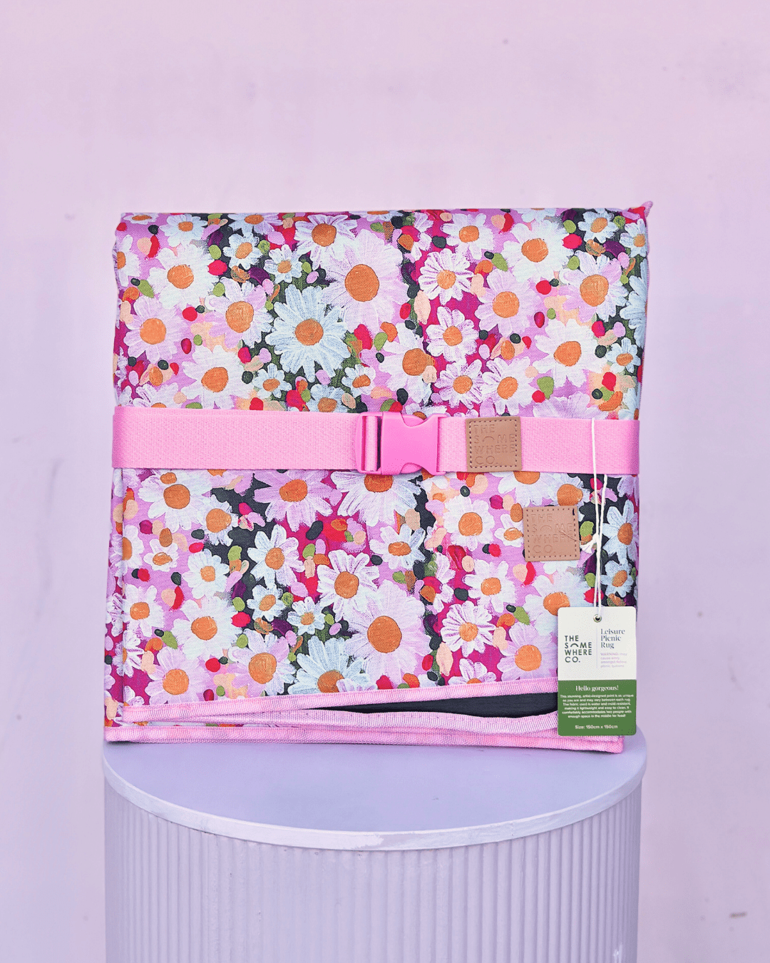 Daisy Days Leisure Rug - The Green Room Flower Company